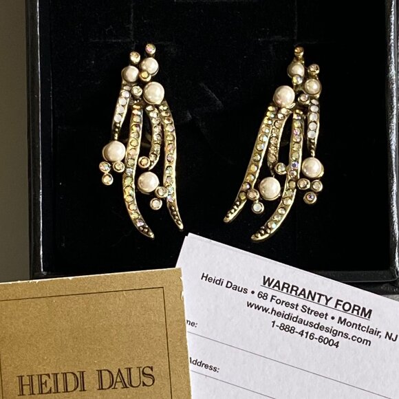 Heidi Daus Warm Embrace Art Deco Omega Earrings NIB - Picture 1 of 10